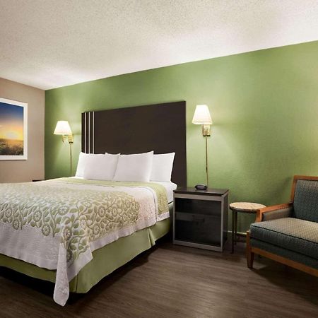 Days Inn By Wyndham Hardeeville/ I-95 State Line Bagian luar foto