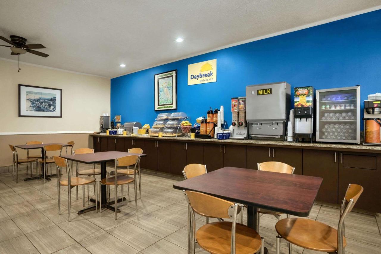 Days Inn By Wyndham Hardeeville/ I-95 State Line Bagian luar foto