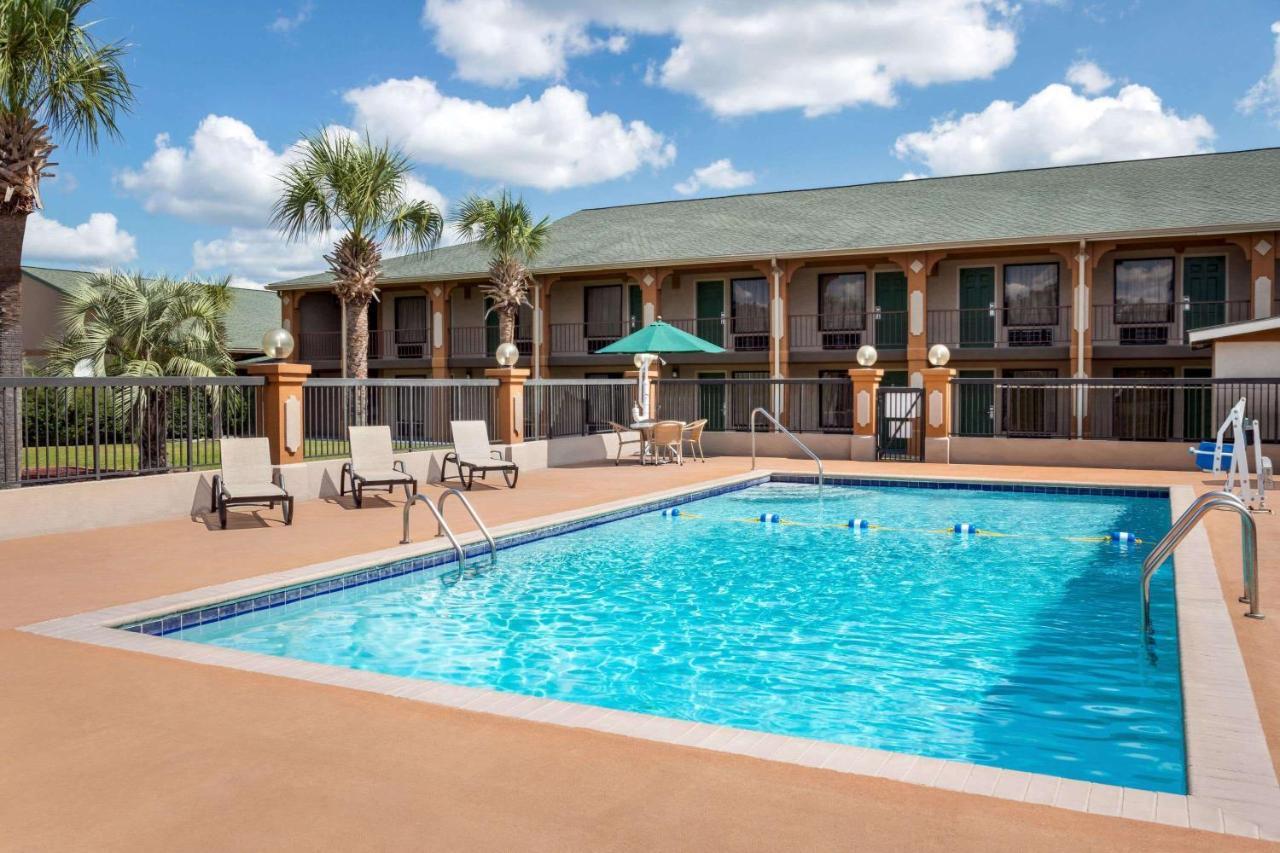 Days Inn By Wyndham Hardeeville/ I-95 State Line Bagian luar foto